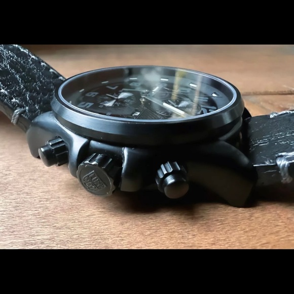 Preowned Luminox 1861 BO in excellent condition - Picture 2 of 8